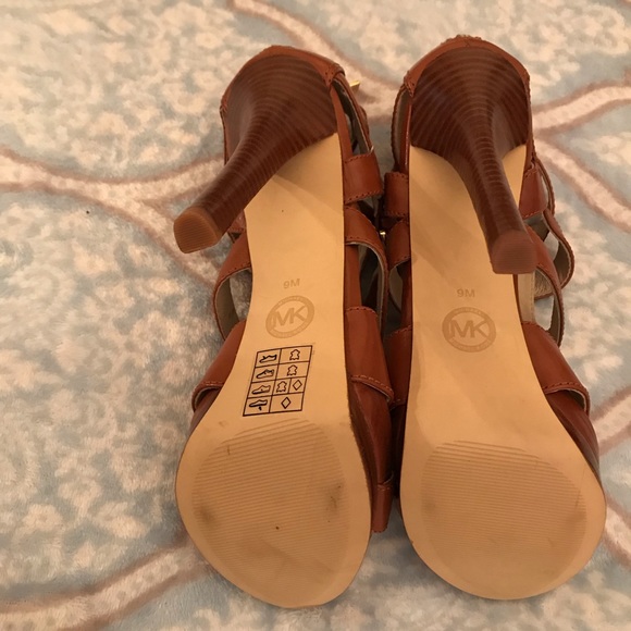 Michael Kors Brown Leather Shoes - Picture 2 of 3